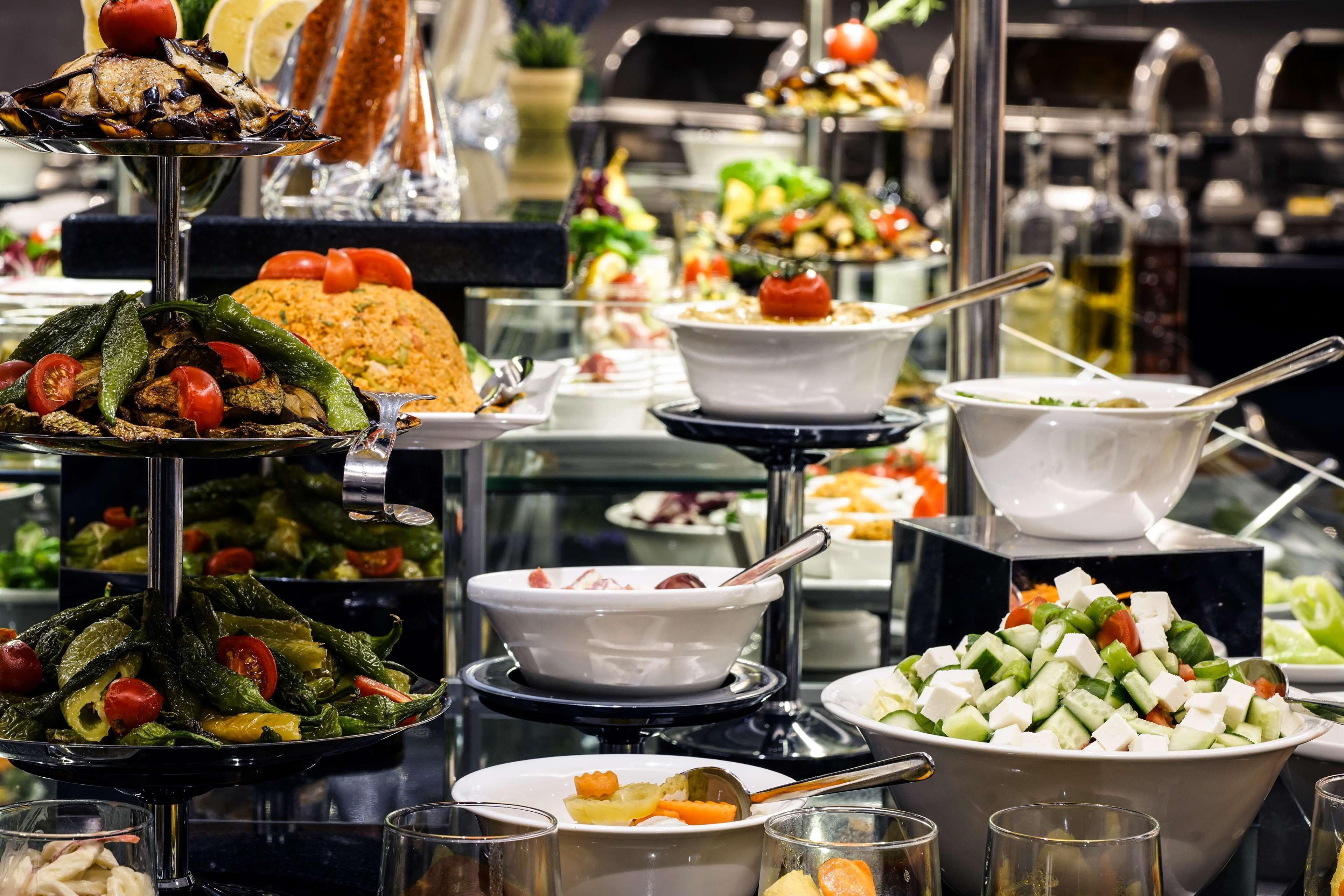 Hilton Garden Inn Эскишехир Экстерьер фото